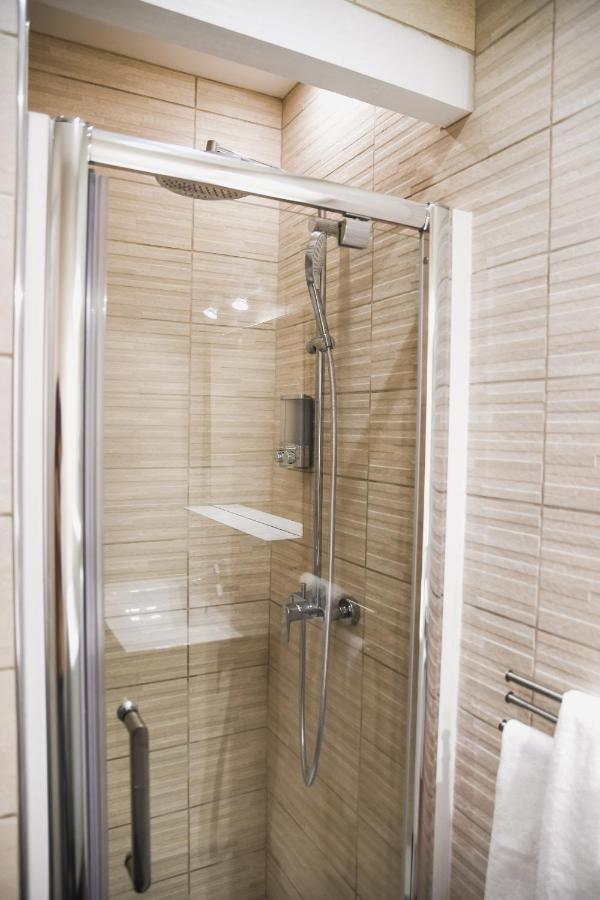 Monkey 2 Salles De Bain Hypercentre 6 Pers エペルネー エクステリア 写真